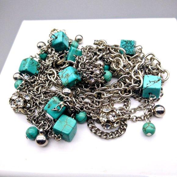 Fabulous Multi Strand Southwestern Necklace, Turquoise Howlite Beads and Clear - Picture 2 of 5